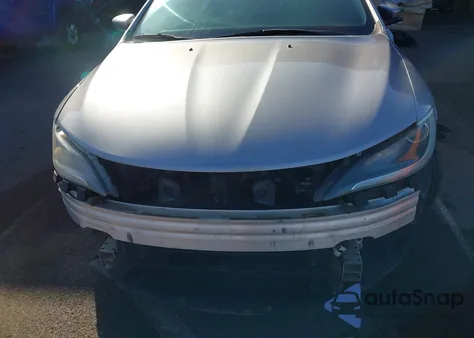 2015 Chrysler 200 Limited z USA, uszkodzony, nr VIN 1C3CCCAB8FN663614